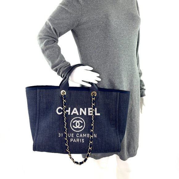 Sold on our website CHANEL Deauville Medium Denim Navy Shopping Tote Bag - Picture 2 of 11
